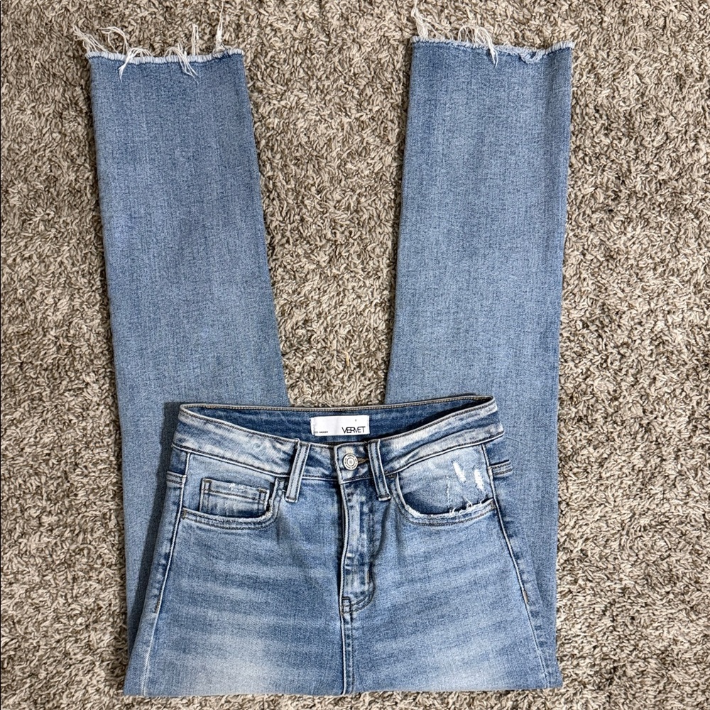 Vervet Women's Light Blue Straight Leg Jeans